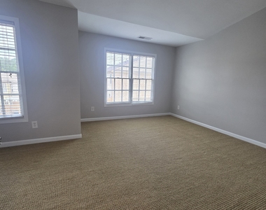 2720 Beynon Lane - Photo Thumbnail 22
