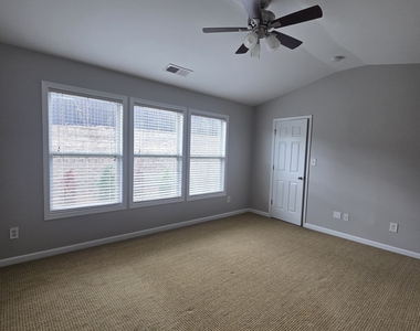 2720 Beynon Lane - Photo Thumbnail 16