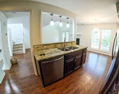 705 Bridge Lane Se - Photo Thumbnail 6