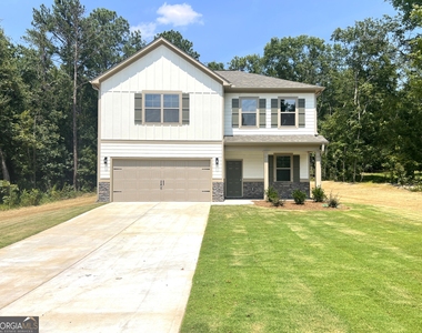 176 Country World Drive - Photo Thumbnail 1