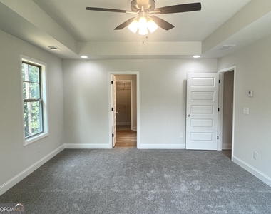176 Country World Drive - Photo Thumbnail 21