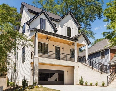1385 Sylvan Circle Ne - Photo Thumbnail 1