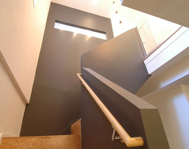 27 Brooklyn Avenue - Photo Thumbnail 6