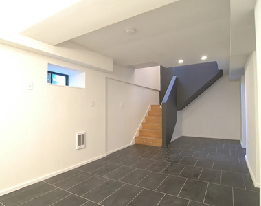 27 Brooklyn Avenue - Photo Thumbnail 7