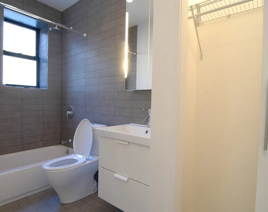 27 Brooklyn Avenue - Photo Thumbnail 11