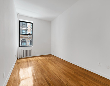 121 Madison Avenue - Photo Thumbnail 4