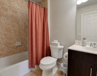 50 Bloomfield Ave - Photo Thumbnail 18