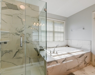 50 Bloomfield Ave - Photo Thumbnail 15