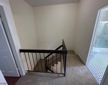 604 Wheatfield Ct. - Photo Thumbnail 11