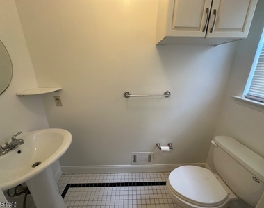 604 Wheatfield Ct. - Photo Thumbnail 9