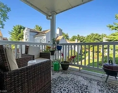 116 Harvest Ln - Photo Thumbnail 13