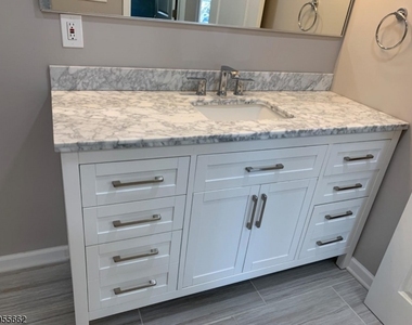 114 Brandywyne Dr - Photo Thumbnail 14
