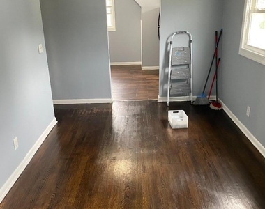 815 Lincoln Ave - Photo Thumbnail 2