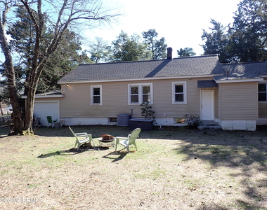 1490 Davidson Avenue - Photo Thumbnail 5