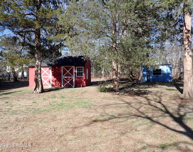 1490 Davidson Avenue - Photo Thumbnail 6