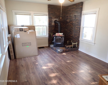 1490 Davidson Avenue - Photo Thumbnail 12