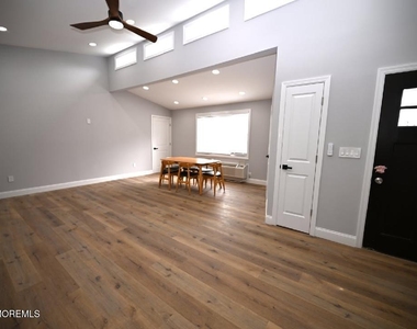 110 17th Avenue - Photo Thumbnail 12