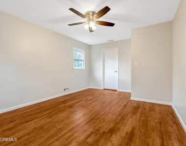 429 Lake Avenue - Photo Thumbnail 27