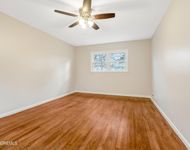 429 Lake Avenue - Photo Thumbnail 26