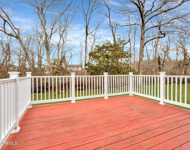 429 Lake Avenue - Photo Thumbnail 37