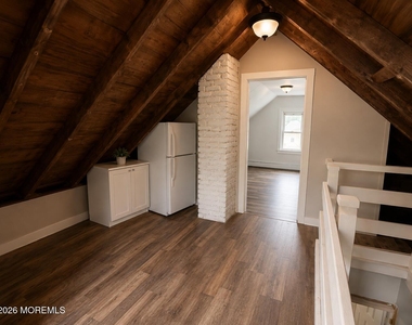 135 Whitehead Avenue - Photo Thumbnail 7