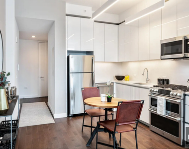 West 36 Street - Photo Thumbnail 1