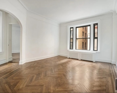 West 72 Street - Photo Thumbnail 1