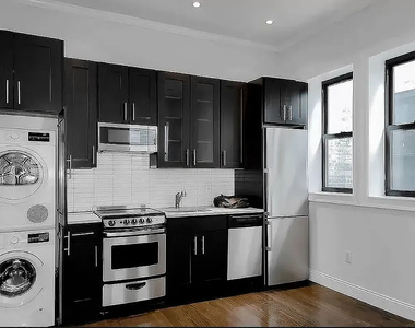 1377 Lexington Avenue - Photo Thumbnail 1