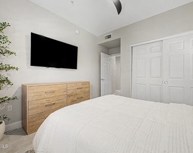 20121 N 76th Street - Photo Thumbnail 21