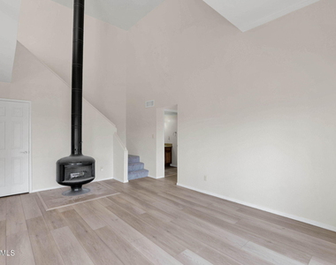 3600 N Hayden Road - Photo Thumbnail 2