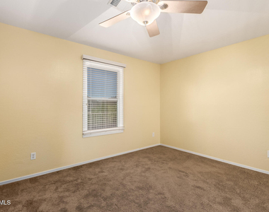 18103 W Smokey Drive - Photo Thumbnail 17