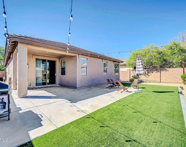 9207 N 182nd Lane - Photo Thumbnail 24
