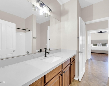 9207 N 182nd Lane - Photo Thumbnail 14