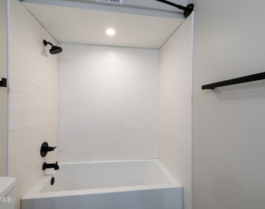 6480 N 82nd Street - Photo Thumbnail 15