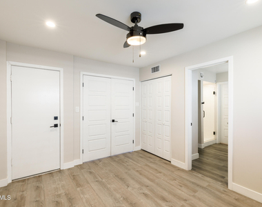 6480 N 82nd Street - Photo Thumbnail 18