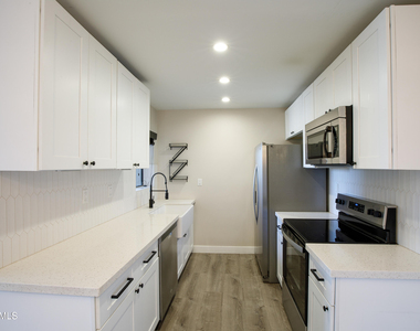 6480 N 82nd Street - Photo Thumbnail 7
