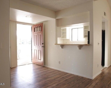 850 S River Drive - Photo Thumbnail 1