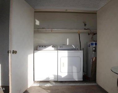 850 S River Drive - Photo Thumbnail 7