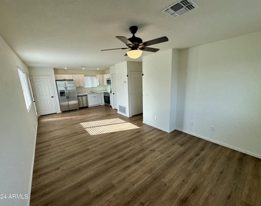 1106 E Yuma Street - Photo Thumbnail 1