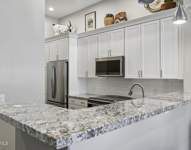 11640 N Tatum Boulevard - Photo Thumbnail 6