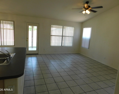 2430 E Fairview Street - Photo Thumbnail 6