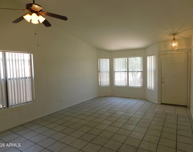 2430 E Fairview Street - Photo Thumbnail 2