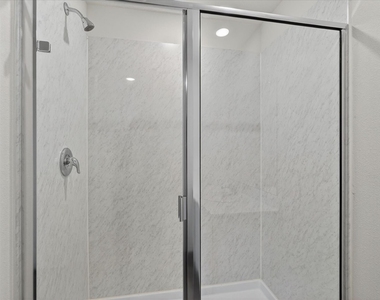 1818 Potomac Lane - Photo Thumbnail 16