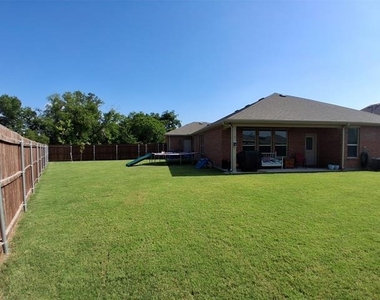 309 Clayton Street - Photo Thumbnail 22