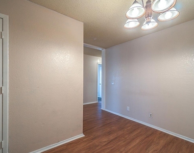 509 S Hastings Street - Photo Thumbnail 12