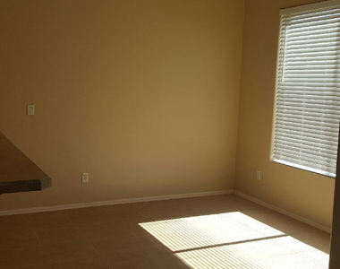 12629 W Hollyhock Drive - Photo Thumbnail 10