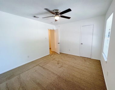 616 Valley Spring Drive - Photo Thumbnail 18