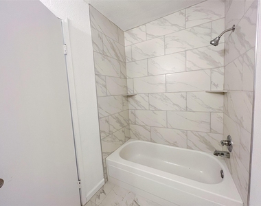 616 Valley Spring Drive - Photo Thumbnail 22