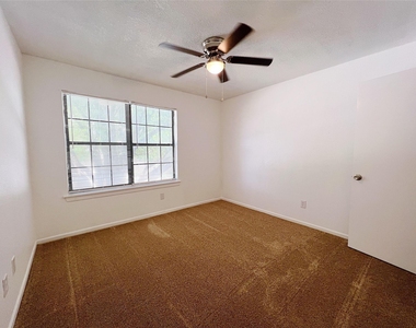 616 Valley Spring Drive - Photo Thumbnail 24