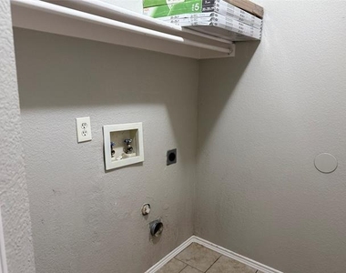 10239 Blackjack Oaks Drive - Photo Thumbnail 26